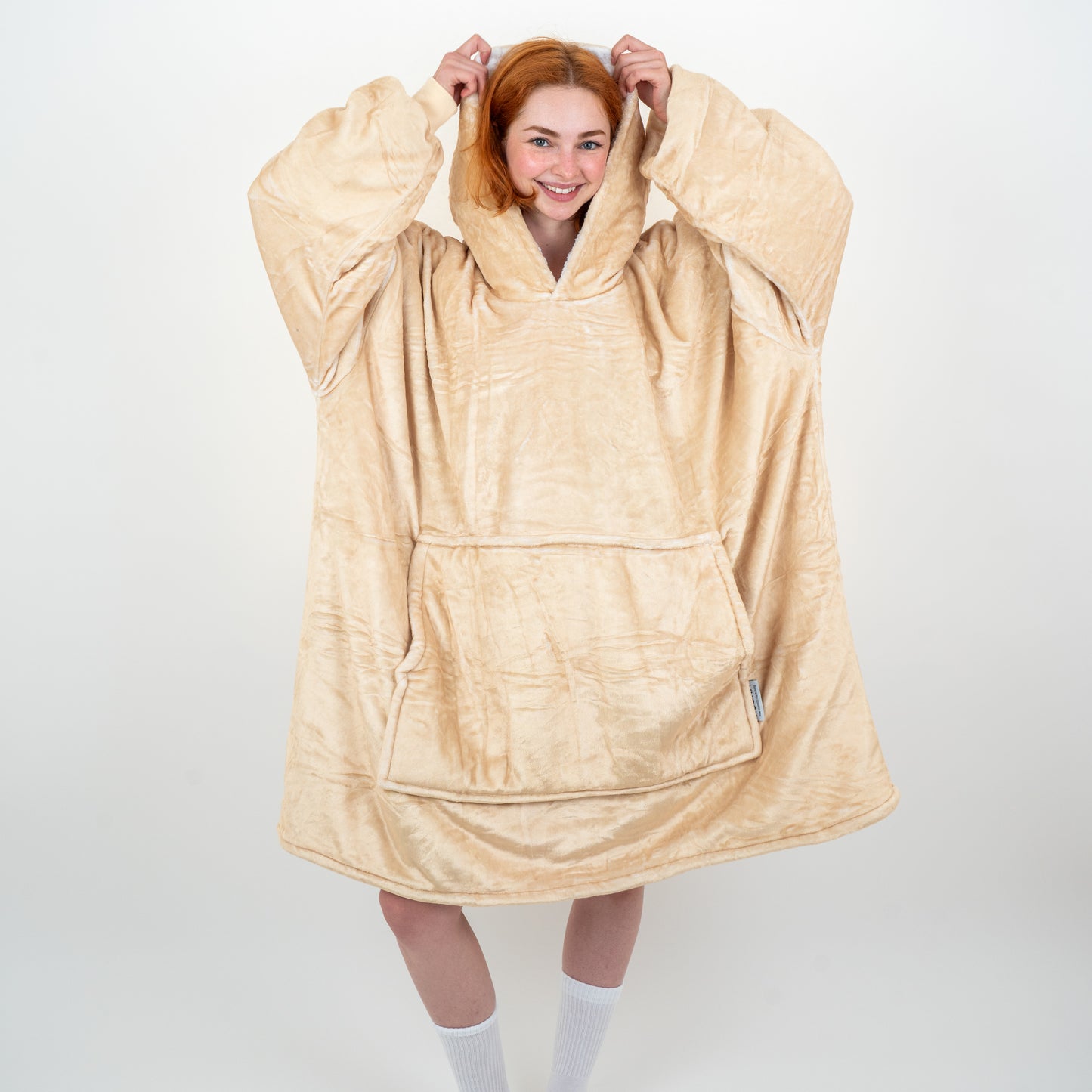 Sand Hoodie - Hugna