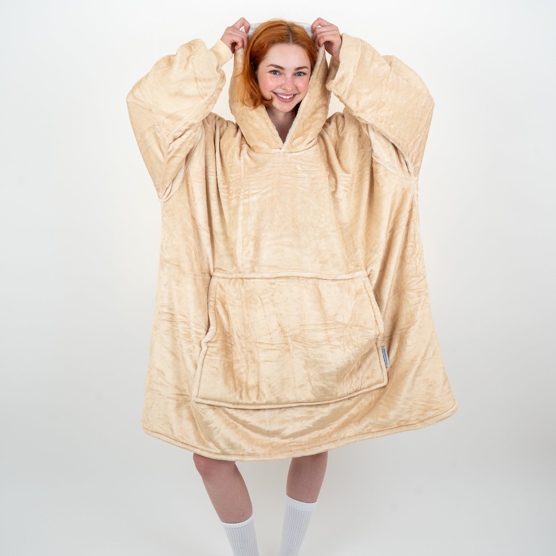Sand Hoodie - Hugna
